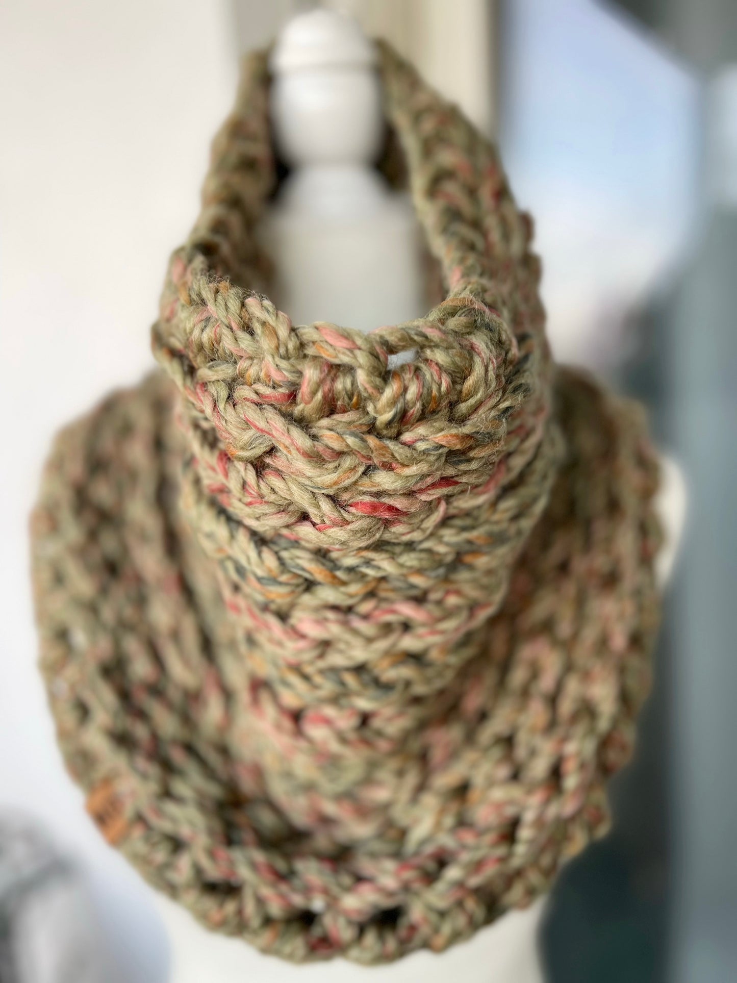 The 'CHARLIE' chunky cowl/scarf
