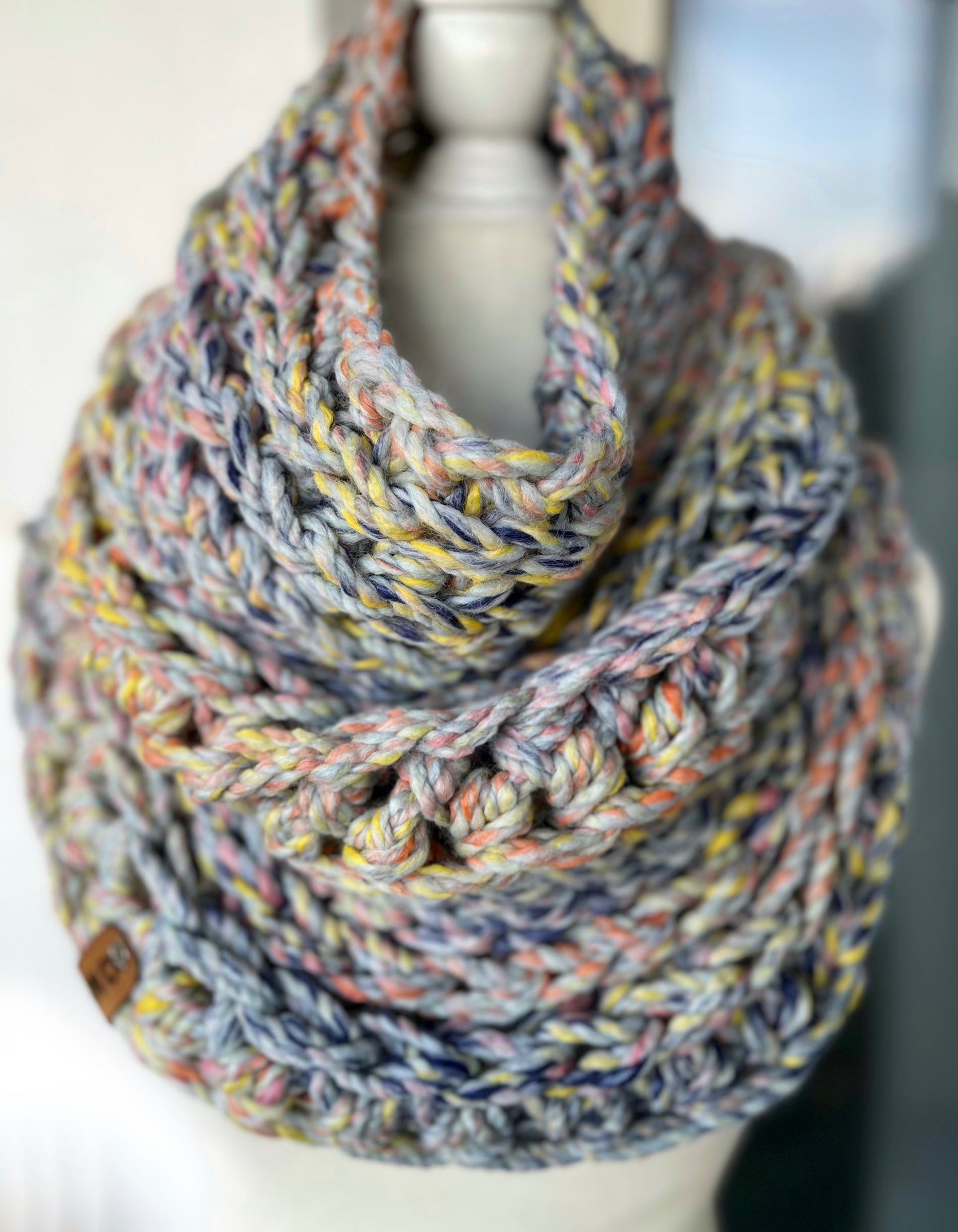 The 'CHARLIE' chunky cowl/scarf