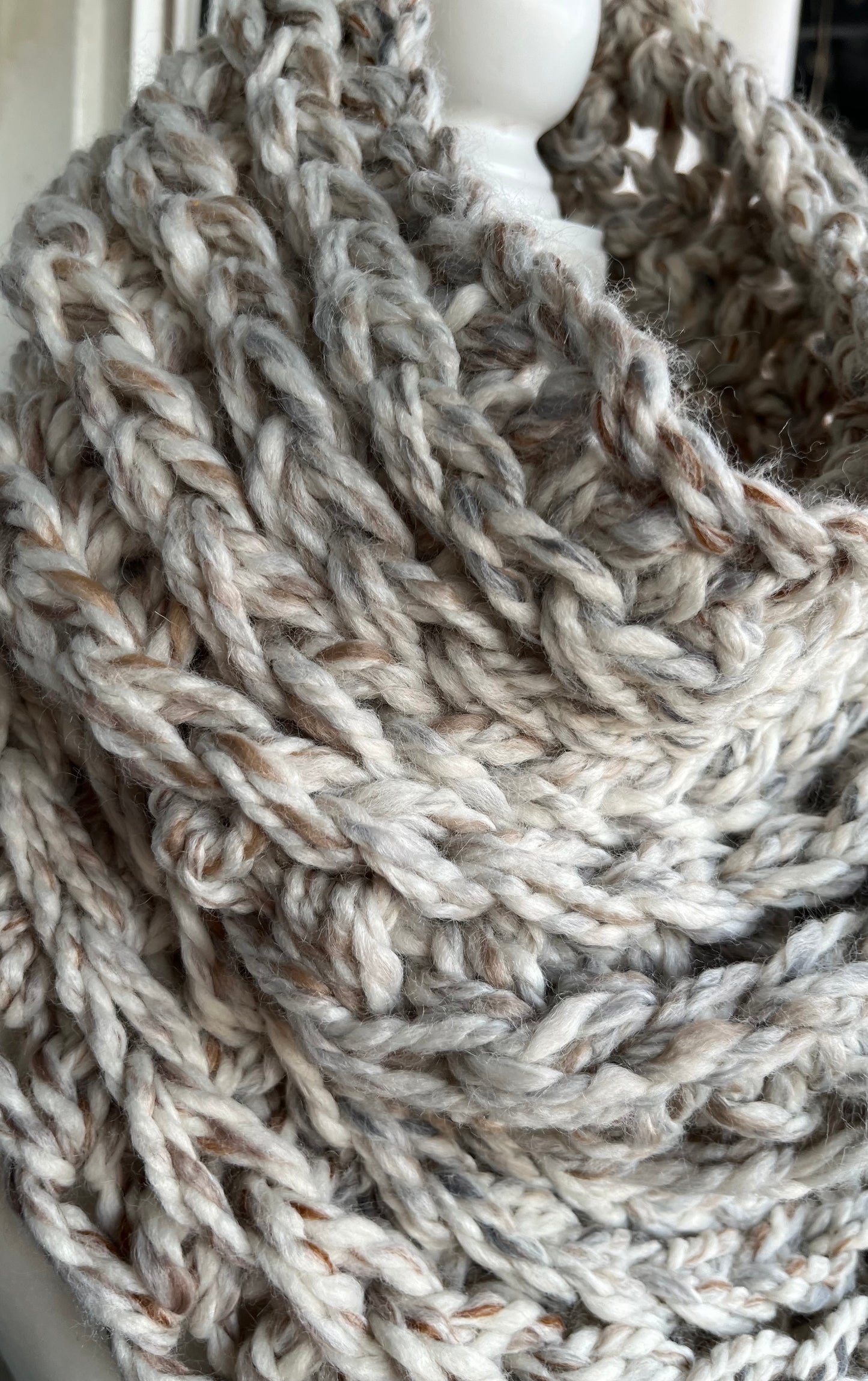 The 'CHARLIE' chunky cowl/scarf
